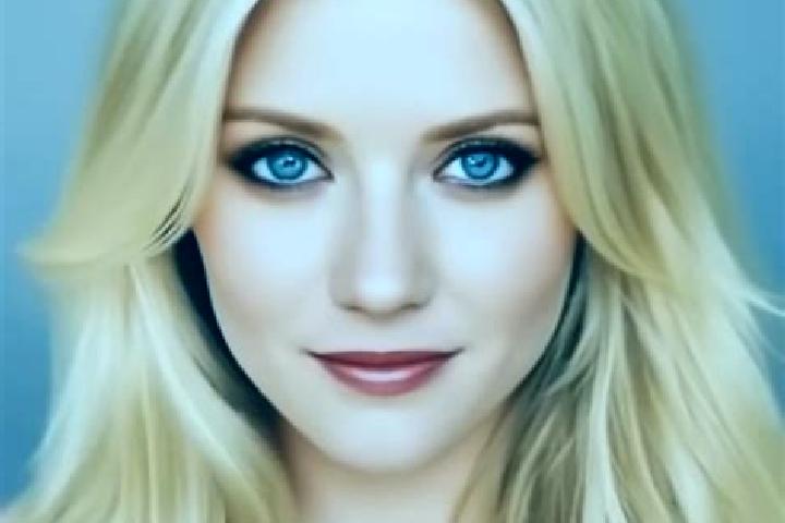 Violet, 30, a blonde amber-eyed caucasian companion based in Kerhonkson. Offering A-Level, Overnight. Available for incall and outcall, day and evening dates.