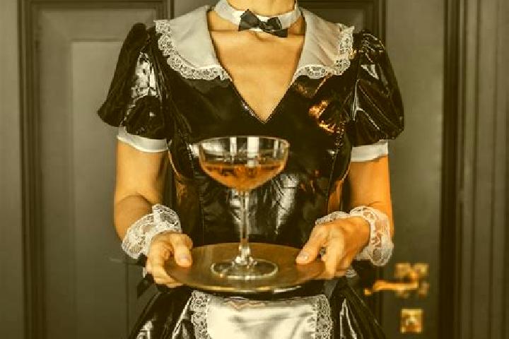 Violet, 30, a red dark-eyed european companion based in Dien Bien Phu. Offering Deep French Kissing, Striptease, Travel Companion, Dinner Date, BDSM. Availab...