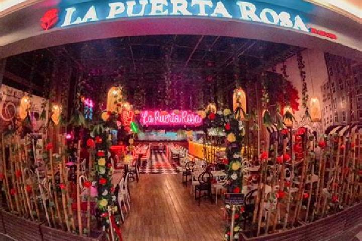 Violet, 30 — Escort in La Puerta, Argentina