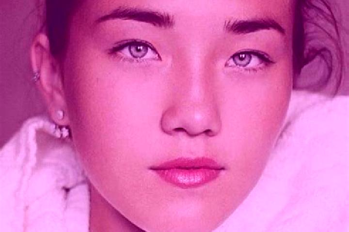 Violet, 31, a auburn blue-eyed asian companion based in Serres-Morlaas. Offering Massage, Deep French Kissing, CIM. Available for incall and outcall, overnig...