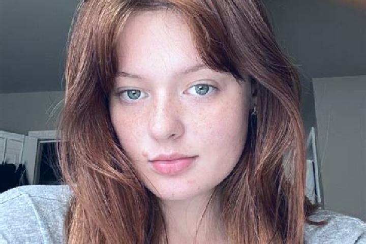 Violet, 31, a auburn grey-eyed mixed companion based in Neuhaus an der Oste. Offering BDSM, Girlfriend Experience, Deep French Kissing, Overnight. Available ...