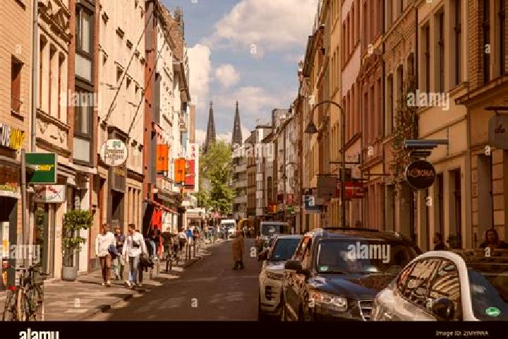 Violet, 31 — Escort in Freisen, Germany