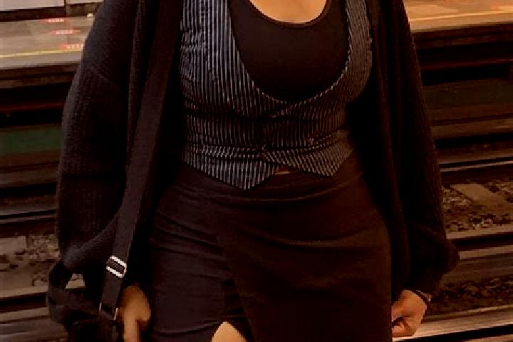 Violet, 31 — Escort in Kepezli, Turkey