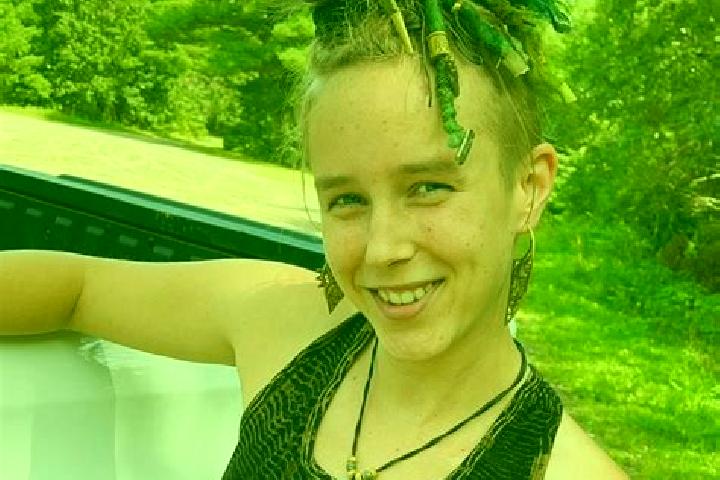 Violet, 31 — Escort in Little Mountain, Canada