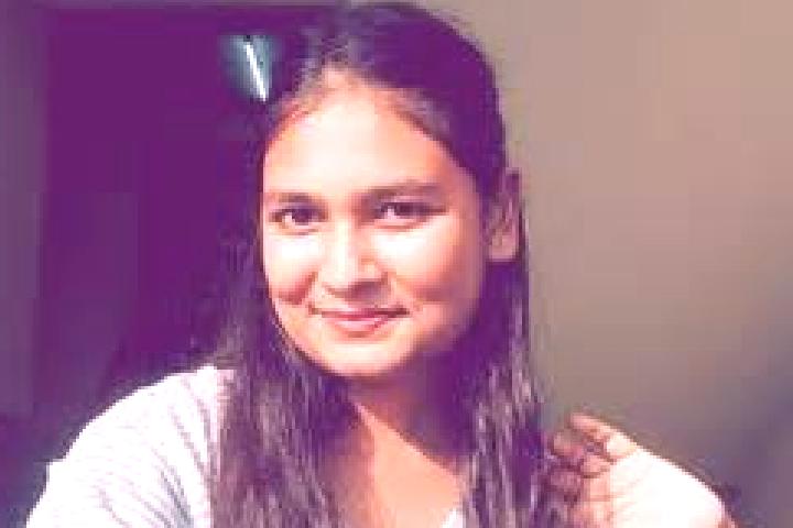 Violet, 31 — Escort in Raval, India