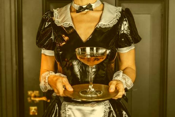 Violet, 32, a black dark-eyed slavic companion based in Alton. Offering GFE, BDSM, Deep French Kissing, Travel Companion. Available for incall and outcall, d...