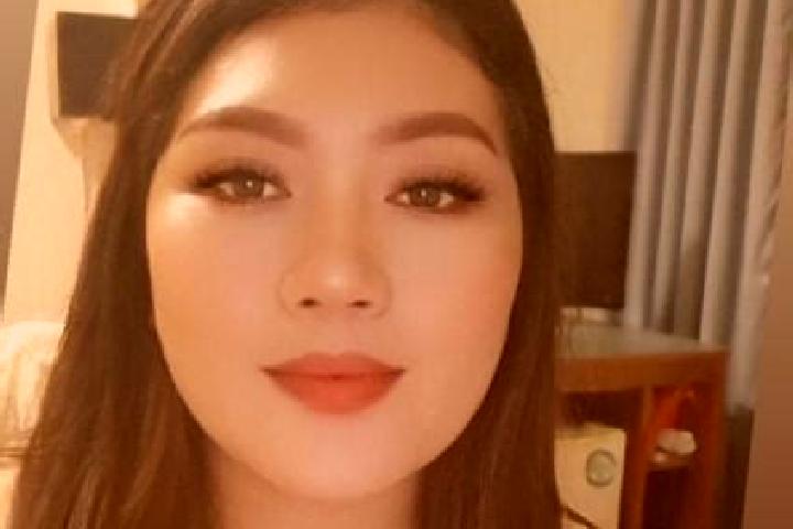 Violet, 32, a red grey-eyed asian companion based in Mirabello Monferrato. Offering Dinner Date, Prostate Massage, Overnight, A-Level, 69. Available for inca...
