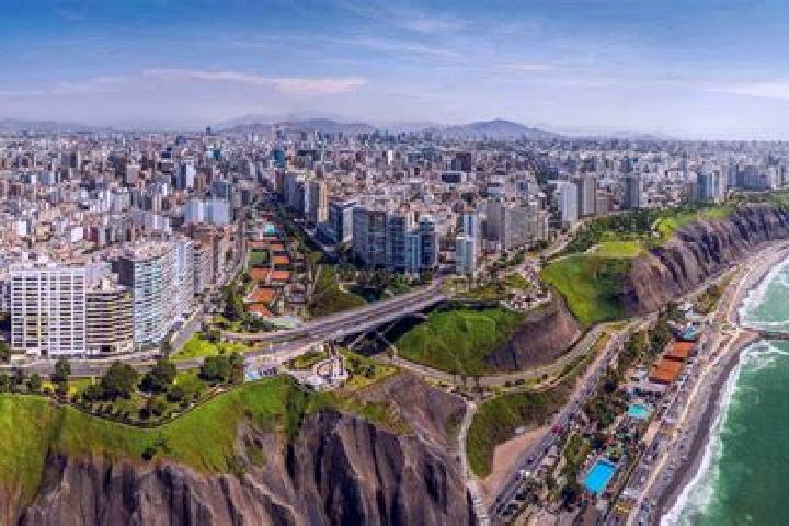 Violet, 32 — Escort in Lima, Peru