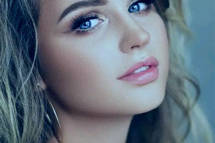 Violet, 33, a dark blonde blue-eyed caribbean companion based in Ruto. Offering Party Girl, BDSM, Domination. Available for incall and outcall, overnight boo...