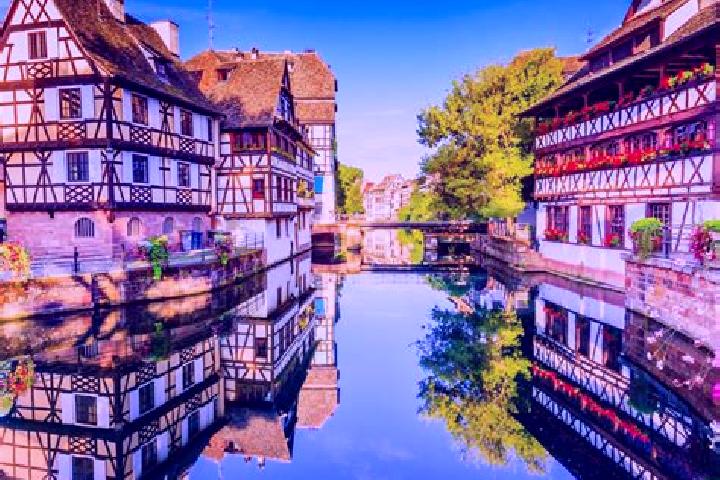 Violet, 33 — Escort in Fleurines, France