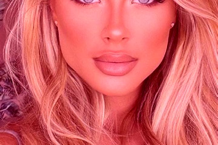 Violet, 34, a blonde hazel-eyed latina companion based in Hotonj. Offering GFE, BDSM, Travel Companion. Available for incall and outcall, day and evening dates.