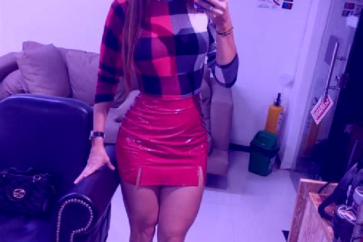 Violet, 35 — Escort in Villaverde del Rio, Spain