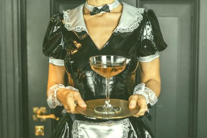 Violet, 36, a auburn blue-eyed caucasian companion based in Flemlingen. Offering OWO, Travel Companion, BDSM, Party Girl. Available for incall and outcall, o...