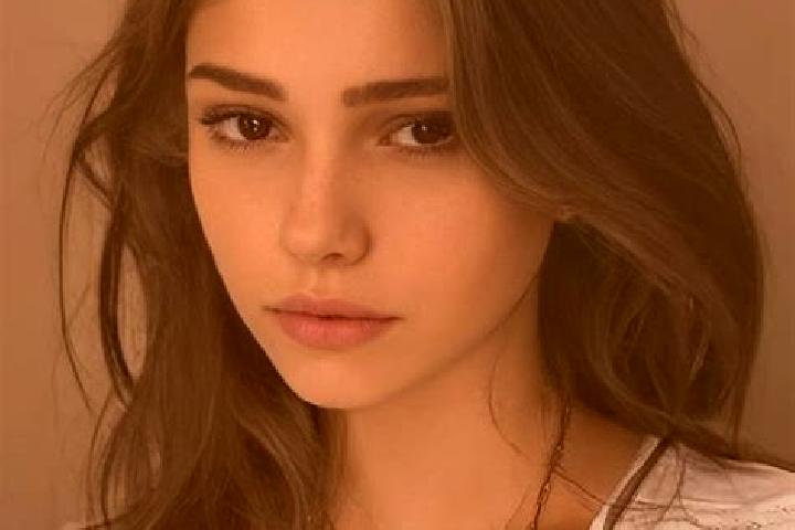 Violet, 36, a black grey-eyed slavic companion based in Khoreyver. Offering Dinner Date, Tantra, CIM, Overnight. Available for incall and outcall, overnight ...