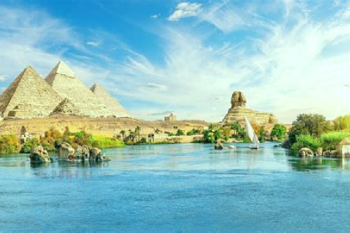 Violet, 36 — Escort in As Sallum, Egypt