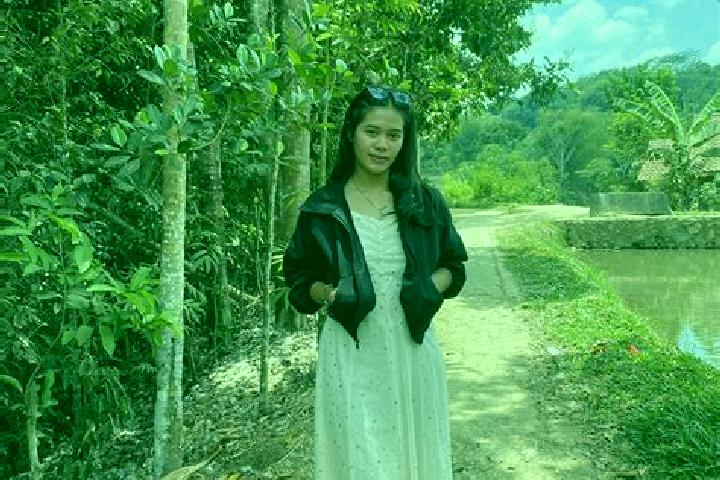 Violet, 36 — Escort in Cibadak, Indonesia