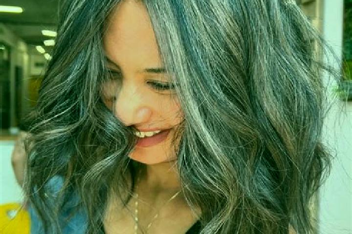 Violet, 37, a brunette grey-eyed slavic companion based in Piegut-Pluviers. Offering Roleplay, CIM. Available for incall and outcall, day and evening dates.