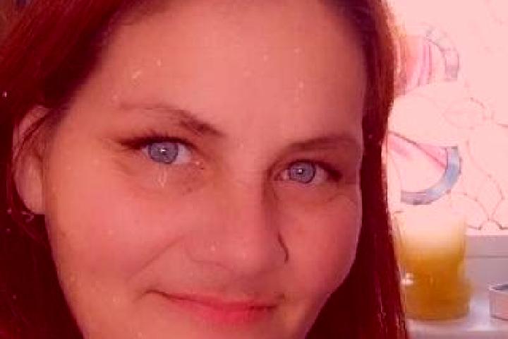 Violet, 38, a black grey-eyed indian companion based in Hilbersdorf. Offering Striptease, GFE, Party Girl, Girlfriend Experience, Duos. Available for incall ...