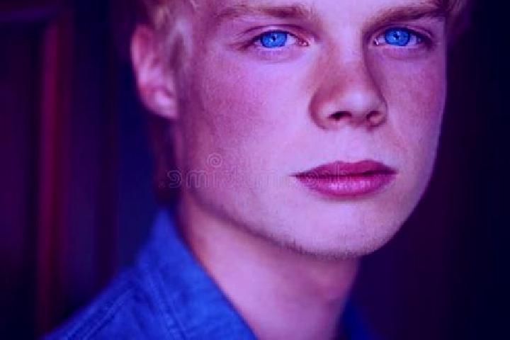 Violet, 38, a blonde blue-eyed caucasian companion based in Ayer s Cliff. Offering Prostate Massage, Fetish, Domination. Available for incall and outcall, ov...