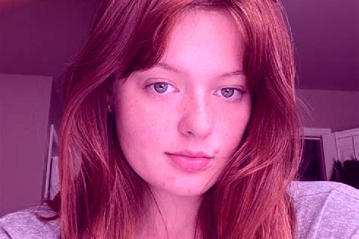 Violet, 38, a red green-eyed caucasian companion based in San Jose De Sisa. Offering Domination, GFE, Party Girl, Travel Companion. Available for incall and ...