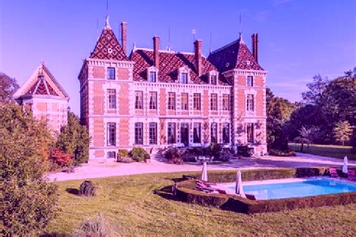 Violet, 38 — Escort in Neuville-les-Dames, France