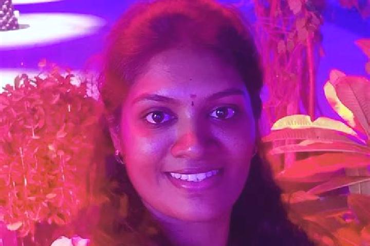 Violet, 39 — Escort in Aruppukkottai, India