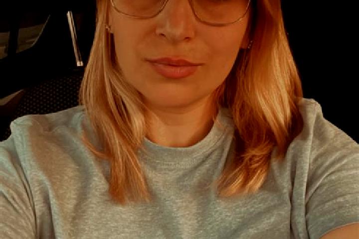 Violet, 39 — Escort in Hemeius, Romania