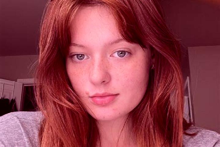 Willow, 20, a red dark-eyed caucasian companion based in Chaqar. Offering Striptease, Deep French Kissing. Available for incall and outcall, overnight bookin...