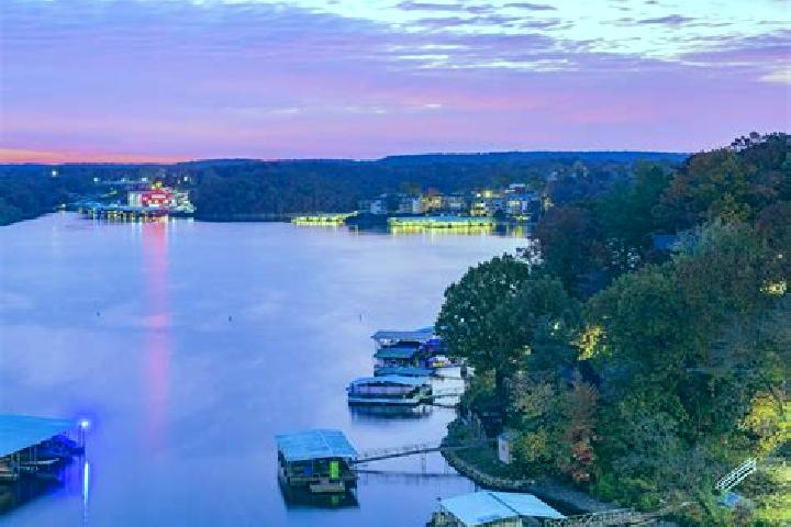 Willow, 20 — Escort in Lake Ozark, United States