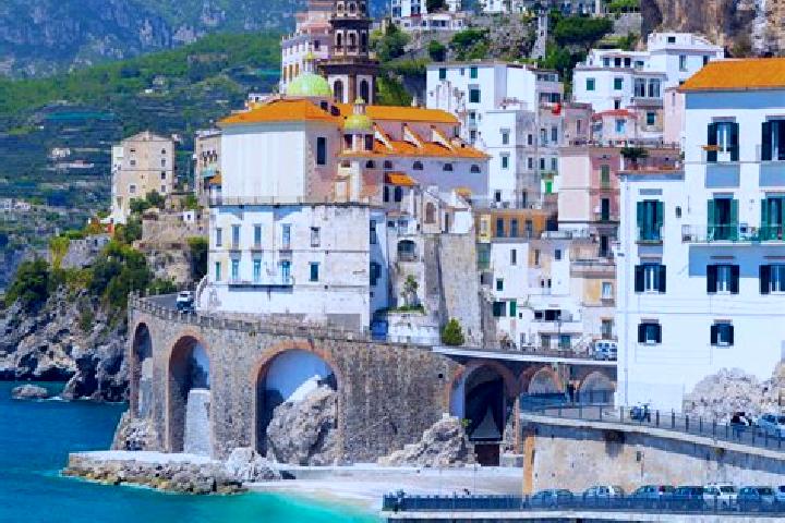 Willow, 20 — Escort in Sparone, Italy