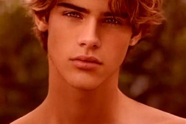 Willow, 21, a dark blonde brown-eyed caucasian companion based in Capatanesti. Offering Deep French Kissing, 69, CIM, OWO. Available for incall and outcall, ...