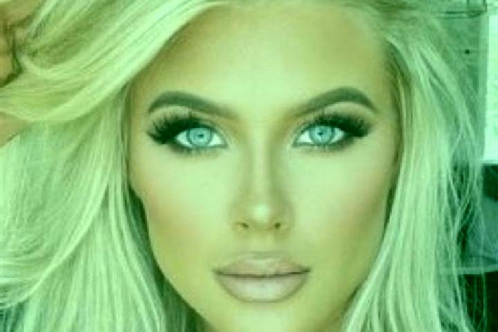 Willow, 21, a platinum blonde green-eyed caucasian companion based in Bruyelle. Offering Tantra, Erotic Massage, Overnight, Deep French Kissing, CIM. Availab...