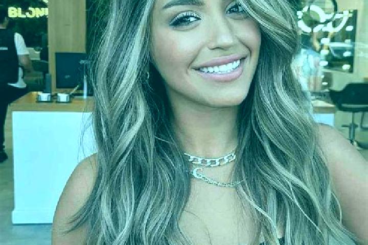 Willow, 22, a dark blonde brown-eyed european companion based in Wadeye. Offering Dinner Date, Massage, Roleplay, OWO. Available for incall and outcall, day ...