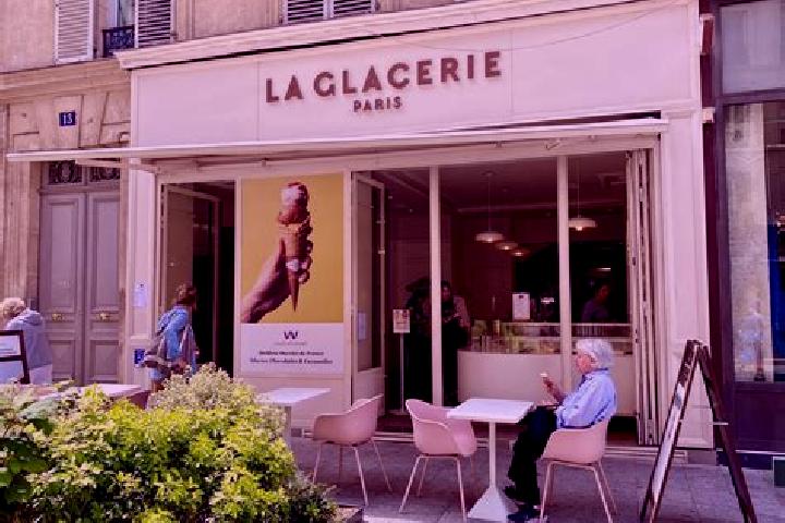 Willow, 22 — Escort in La Glacerie, France