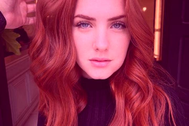 Willow, 23, a auburn blue-eyed caucasian companion based in Schirmeck. Offering Erotic Massage, CIM, BDSM, Fetish, Couples. Available for incall and outcall,...