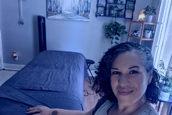 Willow, 23, a dark blonde dark-eyed ebony companion based in Ili ili. Offering Erotic Massage, Roleplay, Prostate Massage. Available for incall and outcall, ...