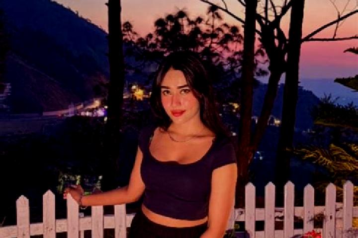Willow, 23 — Escort in Golaghatia Basti, India