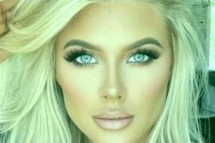 Willow, 24, a platinum blonde amber-eyed asian companion based in Ngaglik Timur. Offering Couples, OWO, CIM. Available for incall and outcall, day and evenin...