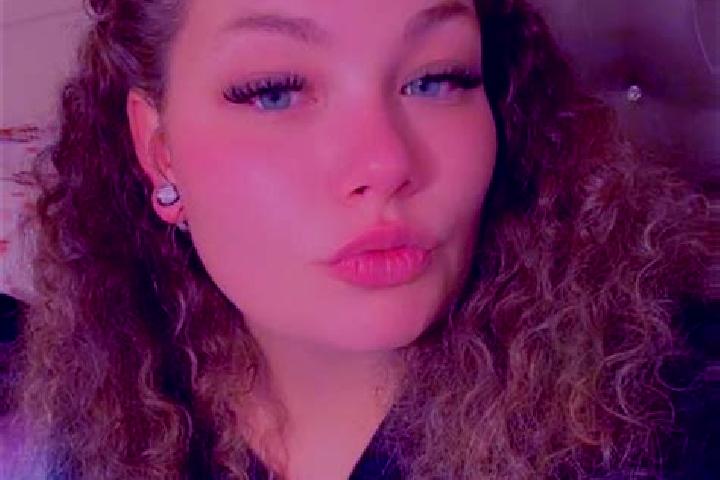 Willow, 24 — Escort in Lyerly, United States