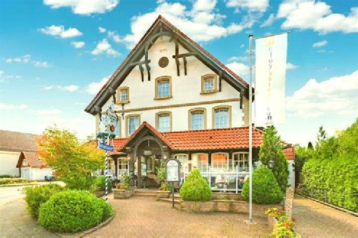 Willow, 24 — Escort in Rethem, Germany