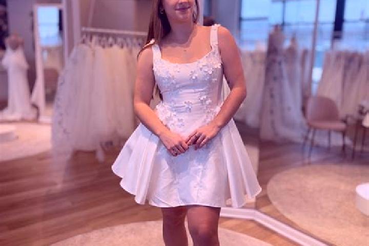 Willow, 25 — Escort in Malokakhovka, Ukraine