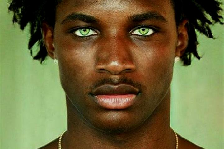 Willow, 26, a black green-eyed caribbean companion based in Weiten. Offering GFE, Roleplay, Fetish. Available for incall and outcall, day and evening dates.