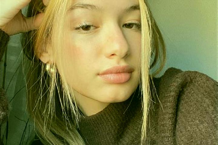 Willow, 26, a blonde brown-eyed indian companion based in Lesja. Offering Couples, Striptease, Massage, Overnight. Available for incall and outcall, overnigh...