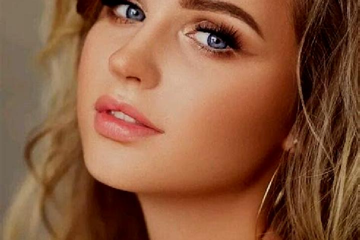 Willow, 26, a dark blonde blue-eyed mediterranean companion based in Arewusitang. Offering Deep French Kissing, Erotic Massage, Massage. Available for incall...