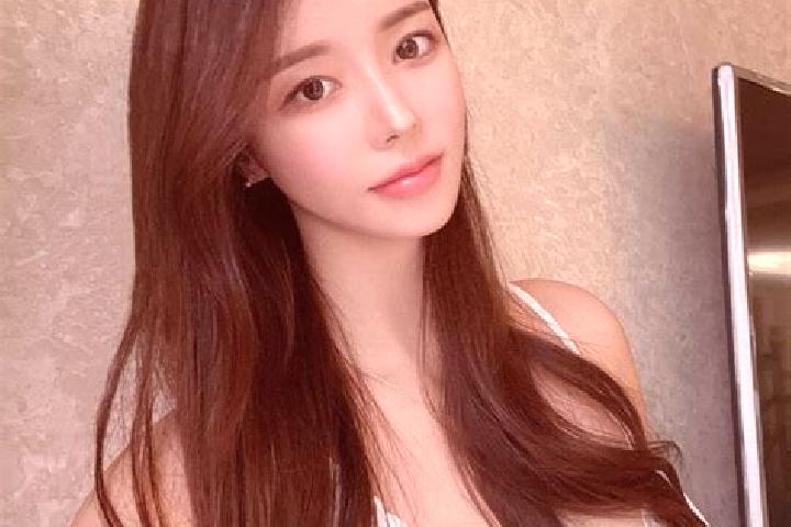 Willow, 26 — Escort in Rangah, Indonesia