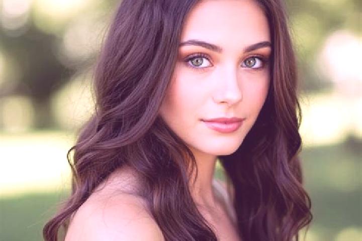 Willow, 27, a brunette hazel-eyed european companion based in Kanar. Offering CIM, Tantra. Available for incall and outcall, overnight bookings available.