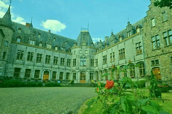 Willow, 27 — Escort in Ham-sur-Heure, Belgium