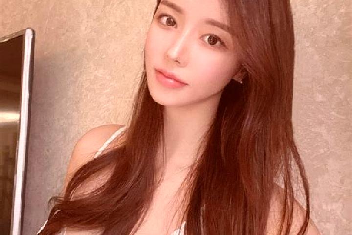 Willow, 27 — Escort in Shimonakatsukawa, Japan
