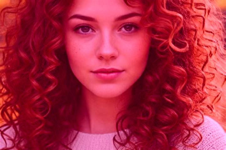 Willow, 28, a auburn hazel-eyed slavic companion based in Soert. Offering CIM, A-Level, Duos. Available for incall and outcall, day and evening dates.