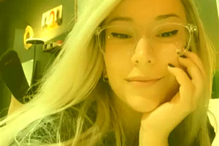 Willow, 28, a platinum blonde dark-eyed mixed companion based in Lagardelle-sur-Leze. Offering Duos, 69, Girlfriend Experience, Massage. Available for incall...